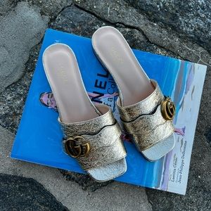 Gucci Marmont Slide
